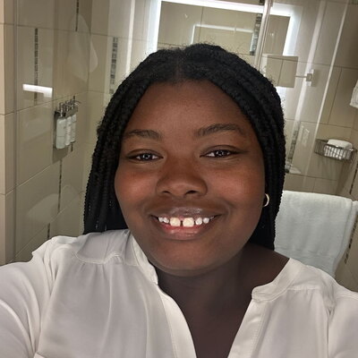Portrait of Dejanae Green
